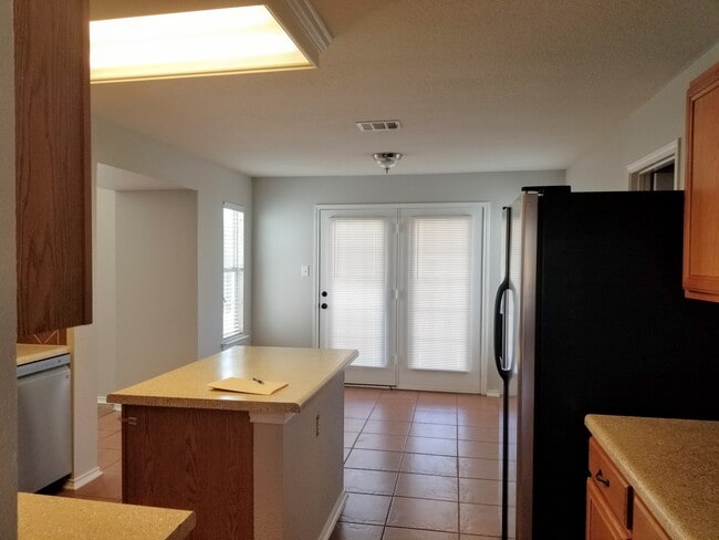 196 Valero Dr. in San Marcos, TX - Building Photo - Building Photo