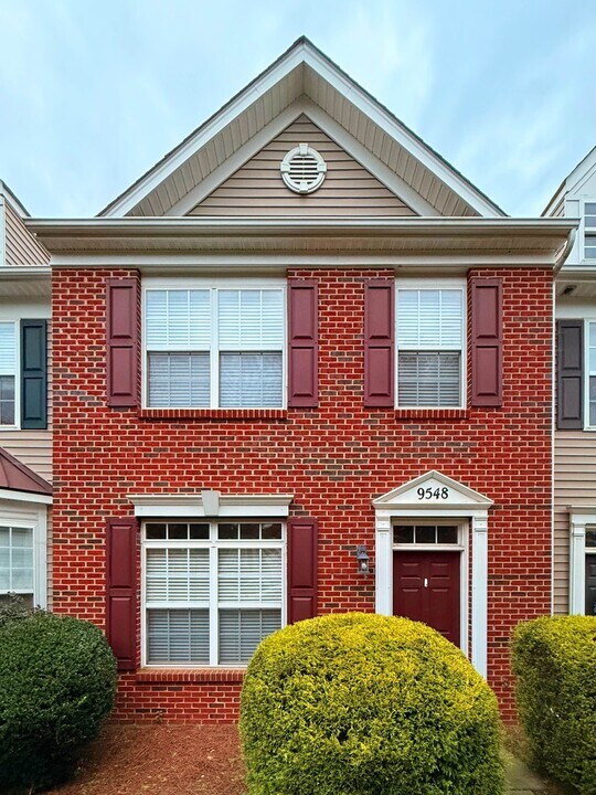 9548 Inglenook Ln in Huntersville, NC - Building Photo