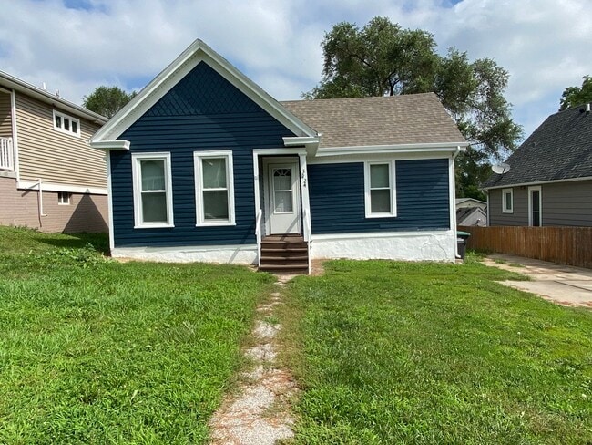 property at 3824 Franklin St