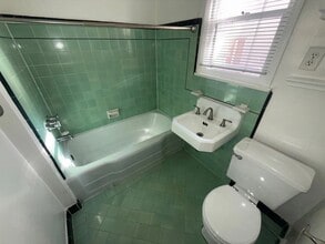 838 N Sweetzer Ave in Los Angeles, CA - Building Photo - Building Photo