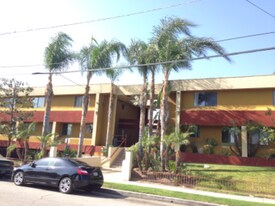 11741 Gilmore St, Unit Unit 115 in Los Angeles, CA - Building Photo