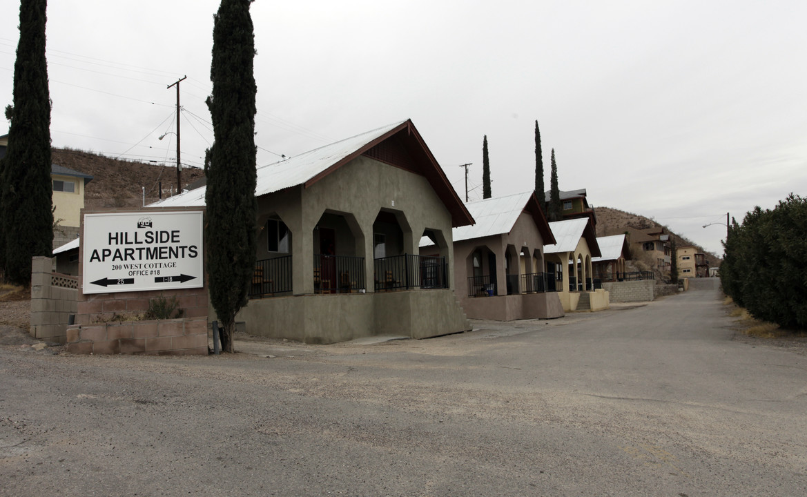 Hillside Apartments in Barstow, CA - Foto de edificio