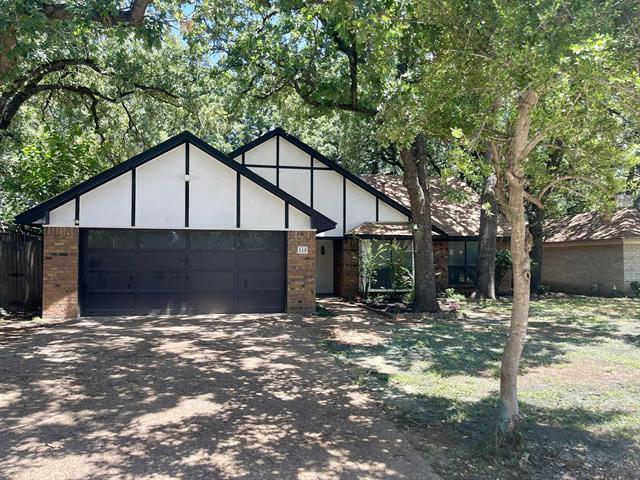 property at 118 Oakhaven Dr