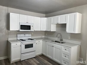 118 S Weinbach Ave in Evansville, IN - Building Photo - Building Photo