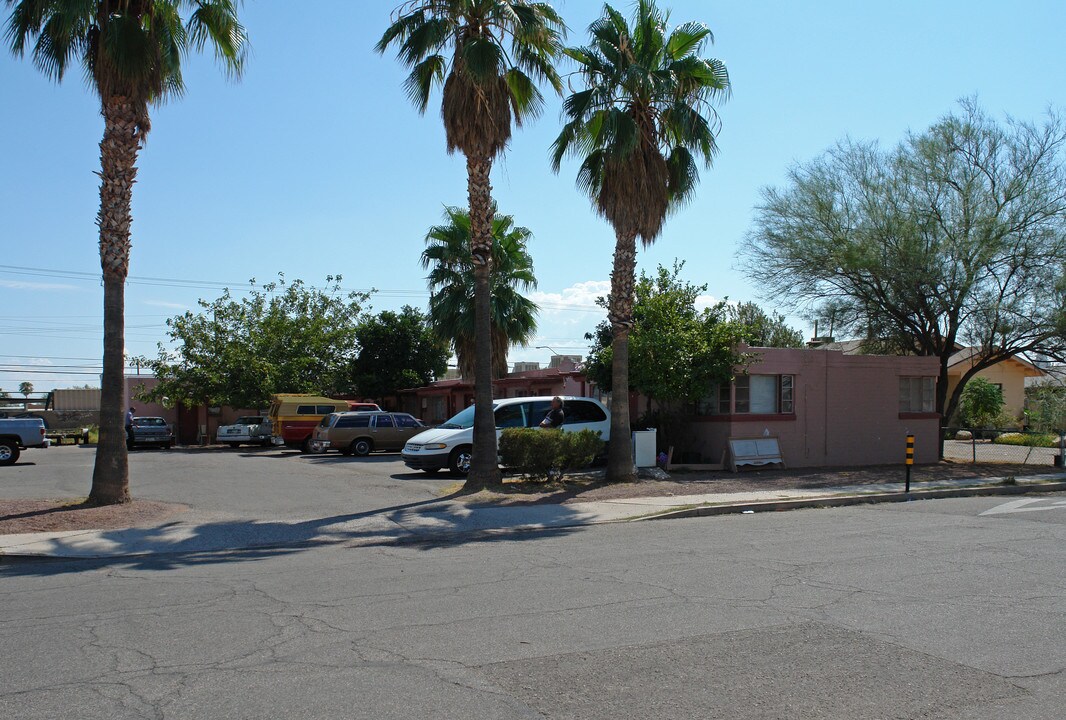 Kentucky Apartments in Tucson, AZ - Foto de edificio