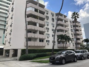 Bayside Terrace Condos in Miami, FL - Building Photo - Other