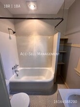 209 Valley Ave NW in Grand Rapids, MI - Building Photo - Building Photo