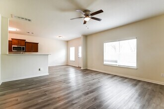 1116 Timberview Dr in Hutchins, TX - Building Photo - Building Photo