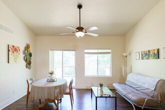 320 Sunflower Dr in Ames, IA - Building Photo - Building Photo