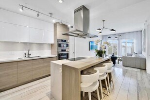 155 E Boca Raton Rd in Boca Raton, FL - Building Photo