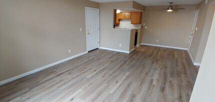 18404 E Kepner Pl, Unit 106 in Aurora, CO - Foto de edificio - Building Photo