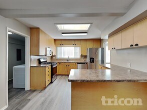 1835 Childers Dr NE in Albuquerque, NM - Foto de edificio - Building Photo