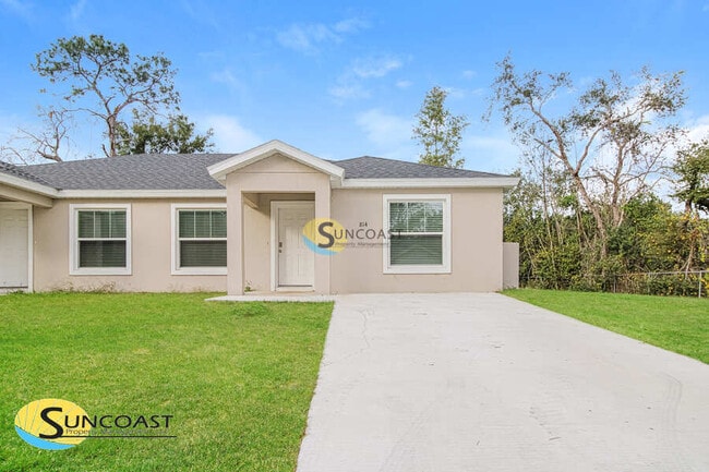 814 Spruce St in Inverness, FL - Foto de edificio - Building Photo