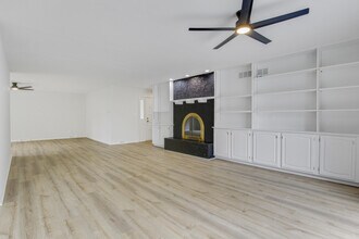 452 Pasadena Dr in Lexington, KY - Building Photo - Building Photo