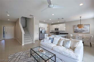 3757 Tilbor Circle in Ft. Myers, FL - Building Photo - Building Photo