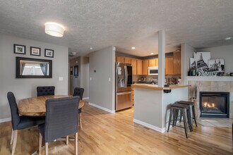 6705 NE Mallory Ave in Portland, OR - Building Photo - Building Photo