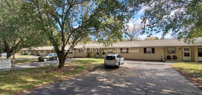 property at 3463 Valley Rd