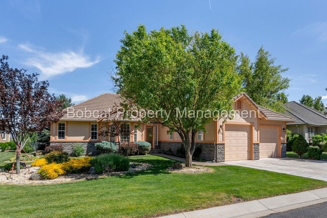 property at 2405 Genoa Meadows Cir