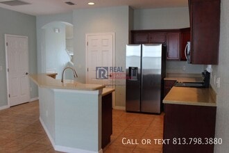 1415 Summergate Dr in Valrico, FL - Building Photo - Building Photo