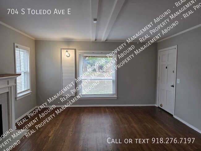 704 S Toledo Ave