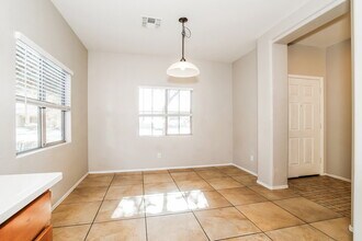 5218 W Glass Ln in Phoenix, AZ - Foto de edificio - Building Photo