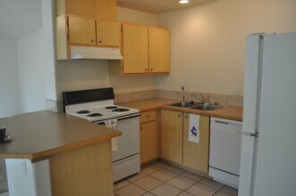 Corporate Woods in Vancouver, WA - Building Photo - Building Photo