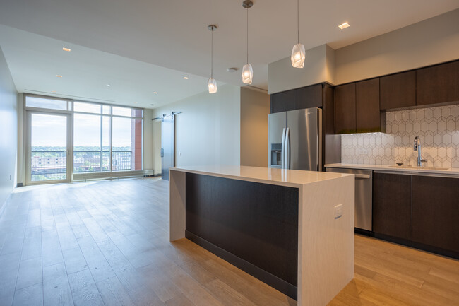 180 E.Water Street in Kalamazoo, MI - Building Photo - Interior Photo