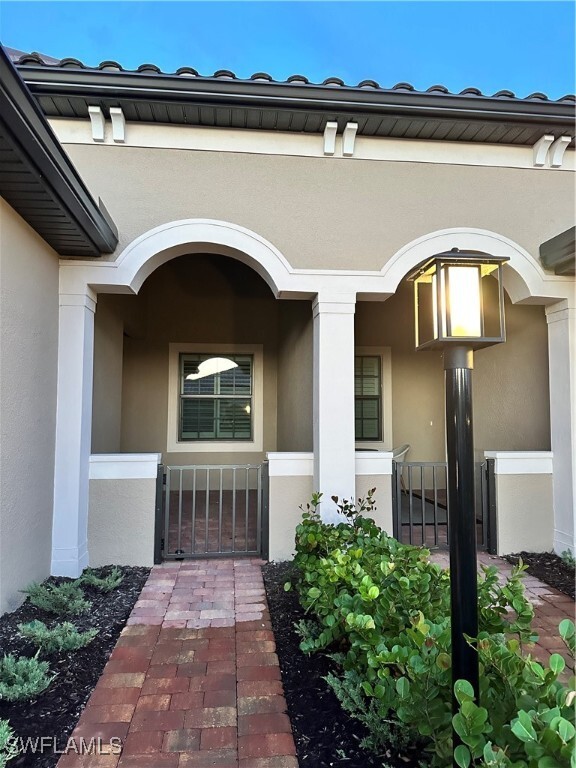 17429 Corsini Dr in Ft. Myers, FL - Foto de edificio - Building Photo