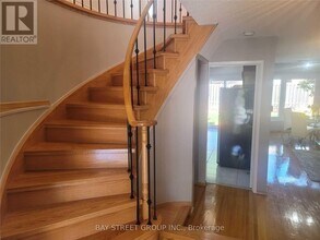 95 Fawndale Crescent in Toronto, ON - Building Photo - Building Photo