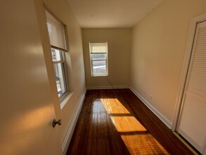 902 Huntington Ave, Unit 2 in Boston, MA - Building Photo - Building Photo