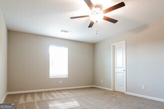 1012 Nandina Ct in Villa Rica, GA - Building Photo - Building Photo