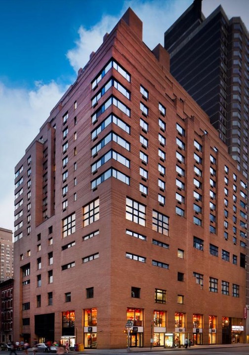 200 East 87th Street in New York, NY - Foto de edificio