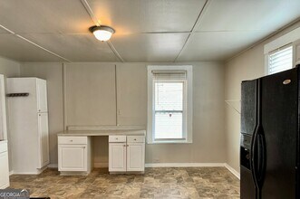 83 Elm St in Griffin, GA - Building Photo - Building Photo