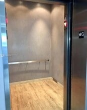 2740 SW 28th Terrace, Unit 403 in Miami, FL - Building Photo - Building Photo