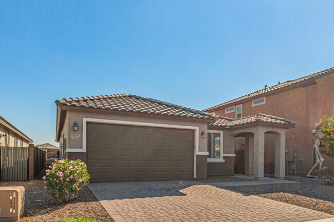 19725 W Rancho Dr in Litchfield Park, AZ - Building Photo - Building Photo