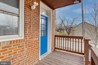 3219 E Monument St photo'