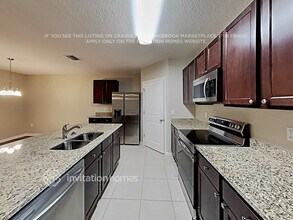 14931 Flowing Gold Dr in Bradenton, FL - Building Photo - Building Photo
