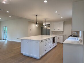 2525 Idaho Ave in Santa Monica, CA - Building Photo - Building Photo