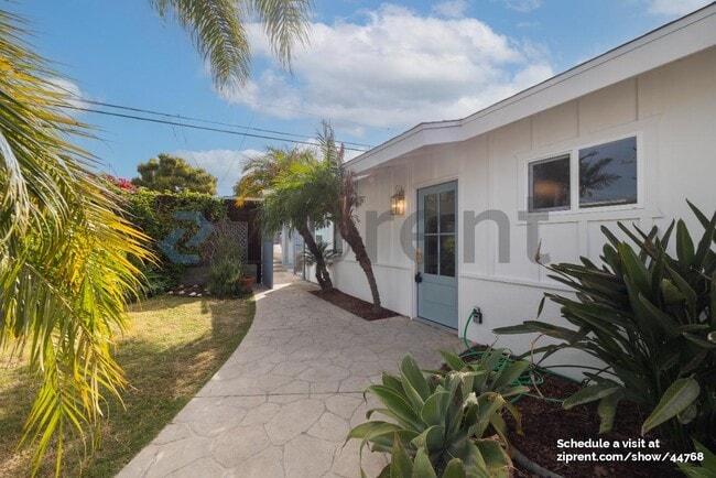 2018 Glasgow Ave in Encinitas, CA - Foto de edificio - Building Photo