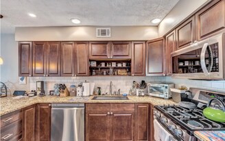 29 Shore Dr in Long Branch, NJ - Building Photo