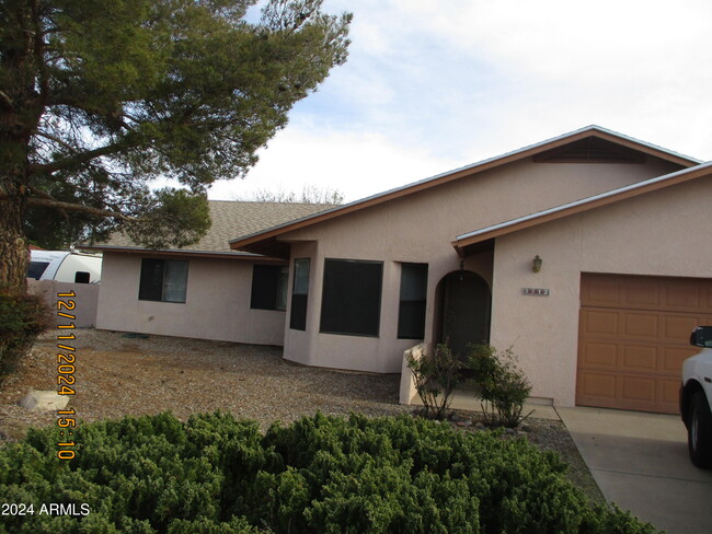 3712 E Trevino Dr in Sierra Vista, AZ - Building Photo - Building Photo