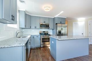 211 Nassau Blvd, Unit A in Garden City, NY - Building Photo - Building Photo