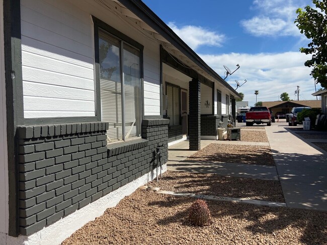 602 S Pioneer in Mesa, AZ - Building Photo - Building Photo