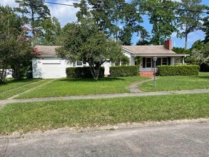 510 Thomas Ave in Wilmington, NC - Building Photo - Building Photo