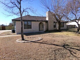 1913 Killarney Dr in Leander, TX - Building Photo