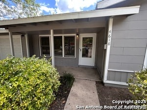4618 Neer Ave in San Antonio, TX - Foto de edificio - Building Photo