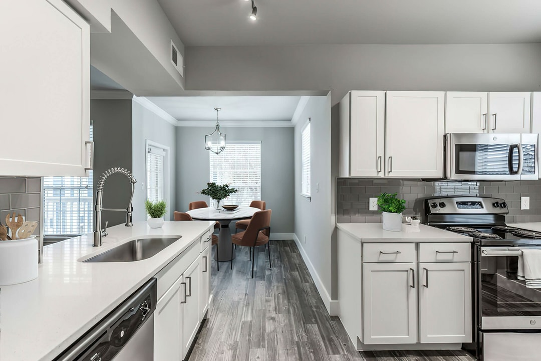 The Grayson at Baybrook in Friendswood, TX - Building Photo