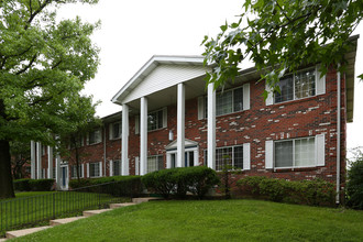 DES ARBOLES in Florissant, MO - Foto de edificio - Building Photo