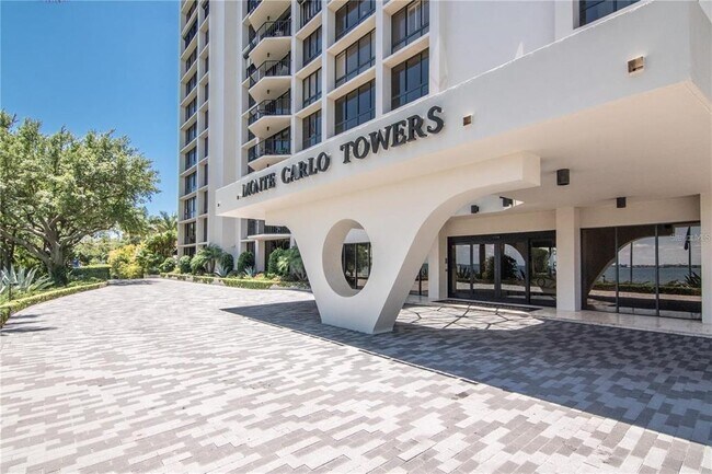 3301 Bayshore Blvd in Tampa, FL - Foto de edificio - Building Photo