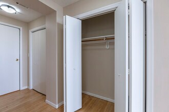 Rosewater Apartments in Omaha, NE - Building Photo - Building Photo